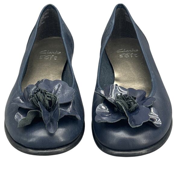 Clarks Book End Ballet Flat Navy Blue Leather Slip On Shoe Women 8 - Picture 2 of 8